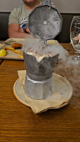 Ресторант Кактус Център - Гастрономия и хотелиерство