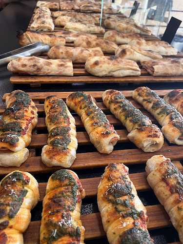 ж.к. Белите брези, ул. „Дойран“ 6, 1612 София