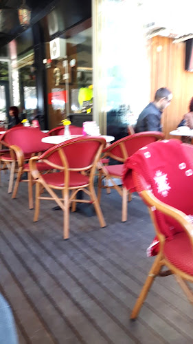 Opinii despre Кафе-сладкарница Теа - кв. Изток în София - Гастрономия и хотелиерство