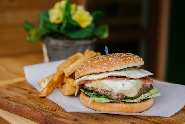 Бургас Център, ул. „Цар Симеон I-ви“ 83, 8000 Бургас