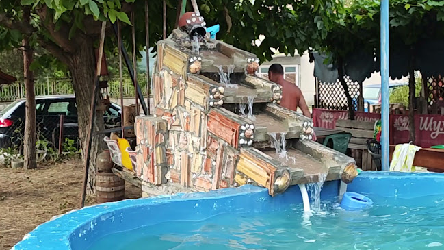 Opinii despre Снек Бар Панорама în Долна Митрополия - Гастрономия и хотелиерство