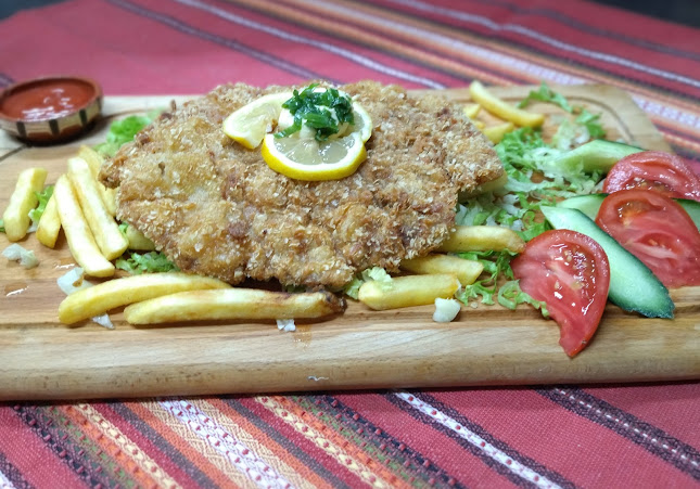 Снек Бар "Котвата при Жени"