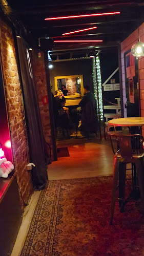 Оборище, бул. „Мадрид“ 2, 1505 София