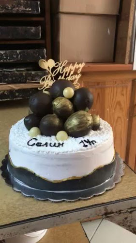 Кафе-сладкарница "Менар" - Доспат