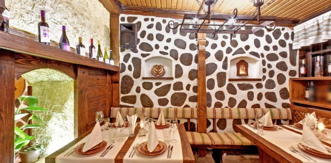 Opinii despre Механа и Къща за гости "Мацурев хан" în Банско - Гастрономия и хотелиерство