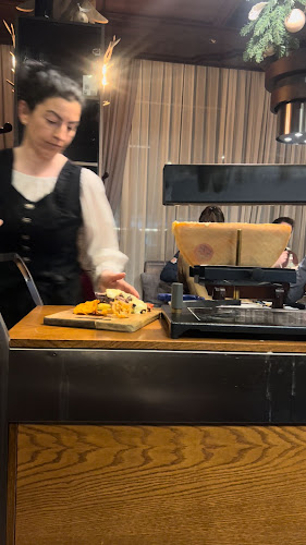 Алпийски ресторант "Фондю"