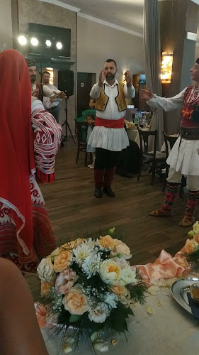 Къщата на Джиков - Гастрономия и хотелиерство