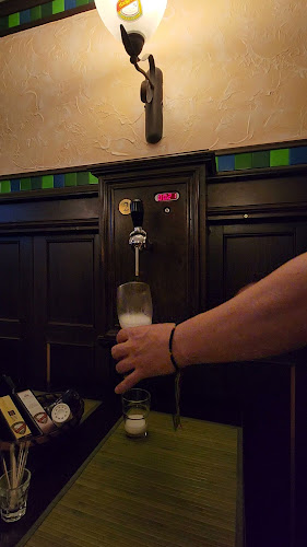 Ейл Хаус Център - София