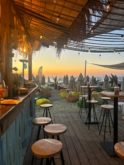 EX BEACH BAR