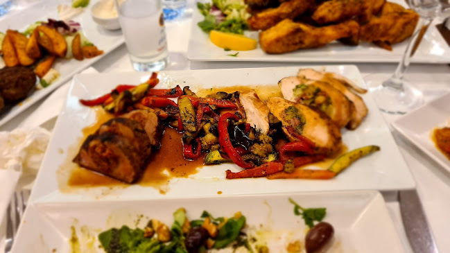 Ресторант „Владишки мост“/Restaurant "Bridge Vladishki - Гастрономия и хотелиерство