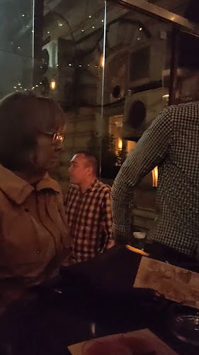 Comentarii opinii despre BAR ME