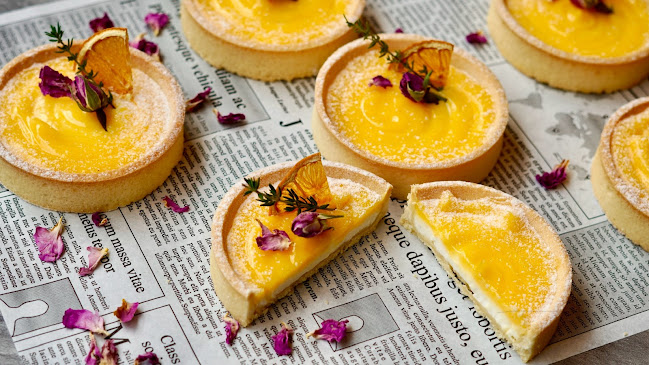 Complimenti - Coffee & Desserts | Декорирани торти, Сватбени торти, Сладолед, Кетъринг, Италианско кафе Пловдив