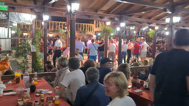 Планинска Къща - Гастрономия и хотелиерство