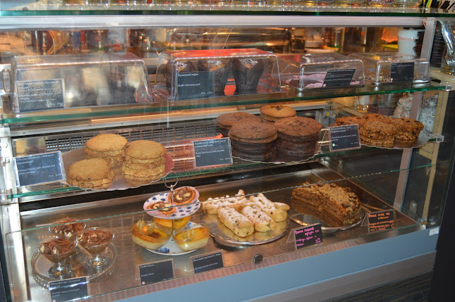 Opinii despre Кафетерия în София - Гастрономия и хотелиерство