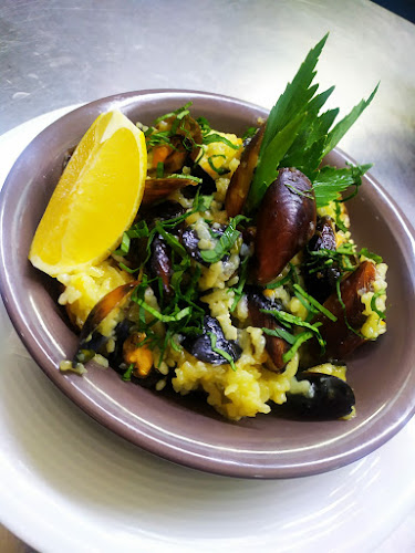 Comentarii opinii despre Трафа