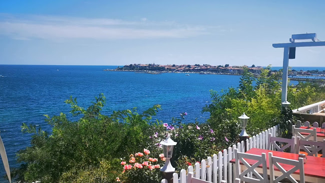 Център, ул. „Изгрев“ 23, 8230 Несебър