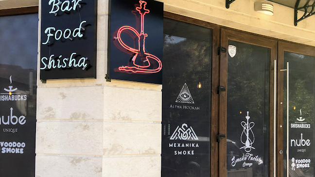 ул. „Иван Вазов“ 3 под УниКредит Булбанк, вход откъм, ул. „Вихрен“, 2600 Дупница