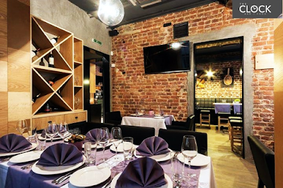 The Clock bar | food
