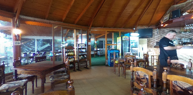 Трета буна - Гастрономия и хотелиерство