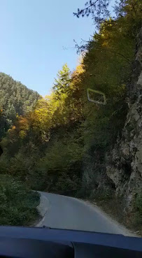 Островъ - Девин