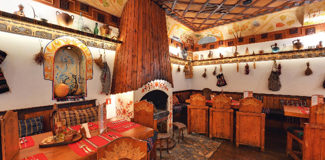 Хаджидрагановите къщи - Гастрономия и хотелиерство