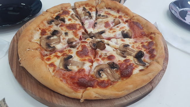 кв. Свети Георги, ул. „Морска“ 52, 8201 Поморие