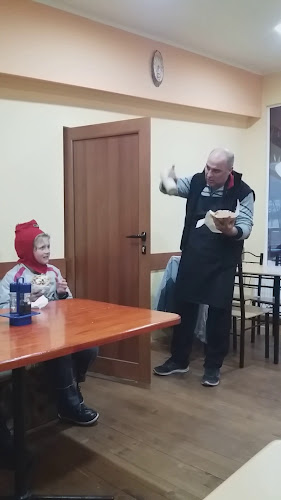 Opinii despre Заведение за бързо хранене ''Реката'' în Банско - Гастрономия и хотелиерство