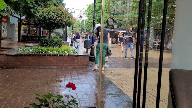 Opinii despre Витоша стрийт бар и динър în София - Гастрономия и хотелиерство