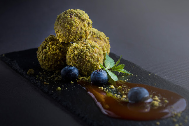 101 Bar & Dinner - Гастрономия и хотелиерство