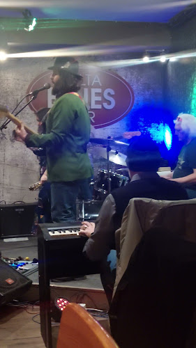 София център, ул. „Св. Св. Кирил и Методий 44, 1202 София