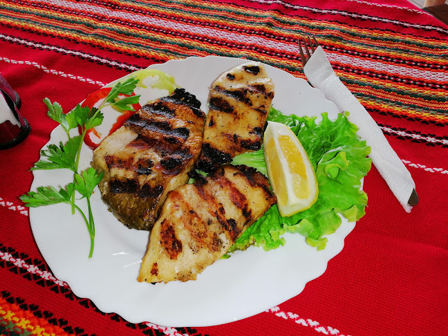 Ресторант край Реката - Гастрономия и хотелиерство