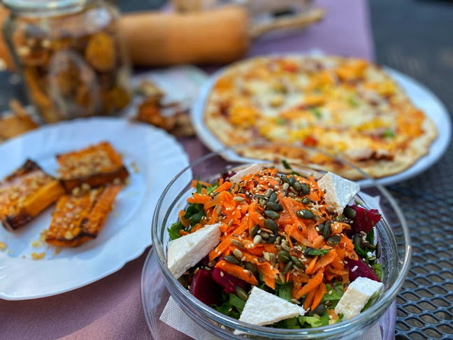 Opinii despre Спортен комплекс „Парадайс“ în Кубратово - Гастрономия и хотелиерство