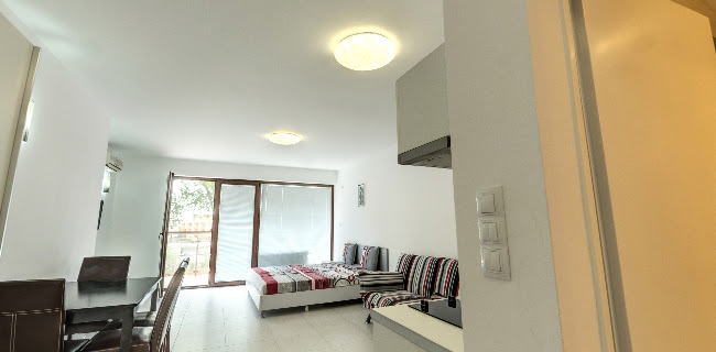 Свети Никола - Каваците - Гастрономия и хотелиерство