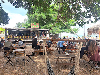 KARVÚ Food & Drink Truck