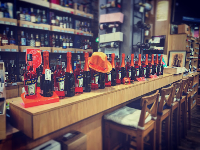 Opinii despre Enoteca Wine & Friends în Бургас - Гастрономия и хотелиерство