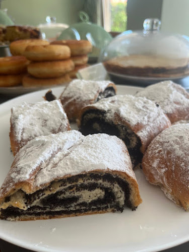 Opinii despre Cafe Bakery "De Maman" în Бургас - Гастрономия и хотелиерство