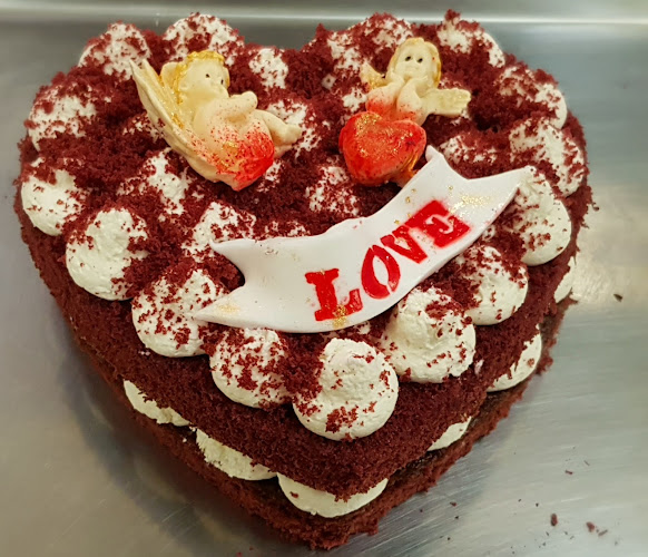 Хлебарница Куси| Пекарна на хляб, домашно производство закуски, сладки, питки по поръчка