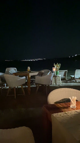 Opinii despre Simple Beach&Restaurant în Черноморец - Гастрономия и хотелиерство