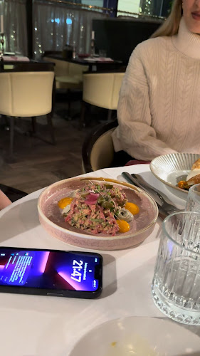 София център, бул. „Васил Левски“ Square, 1504 София