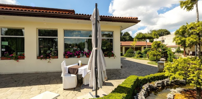 Ресторант-градина Казабланка - Гастрономия и хотелиерство