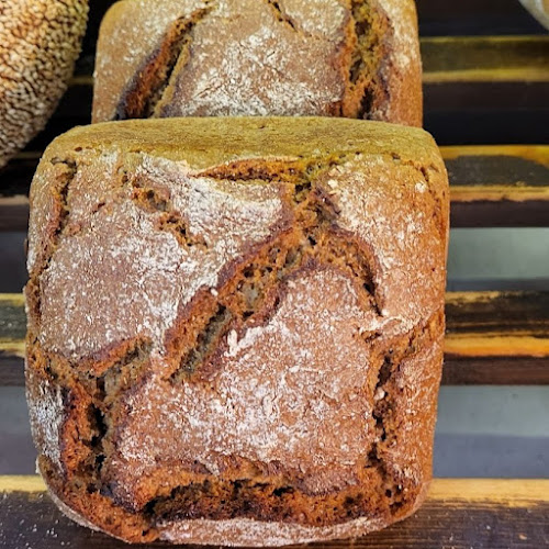 Хлебарница Куси| Пекарна на хляб, домашно производство закуски, сладки, питки по поръчка - Русе