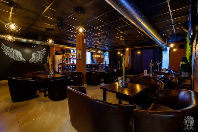 Opinii despre Factory Lounge & Garden în Дупница - Гастрономия и хотелиерство