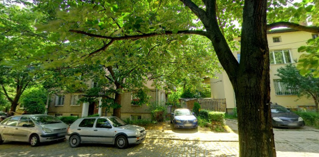 ж.к. Лозенец, ул. Милин камък 42, 1421 София