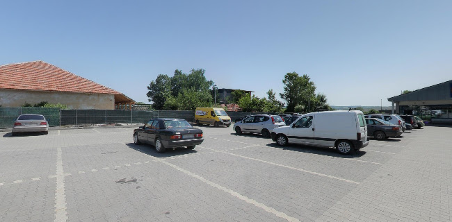 LIDL, паркинг, ул. Възраждане, 5770 Луковит