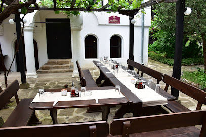 Градината Brunch&Dinner