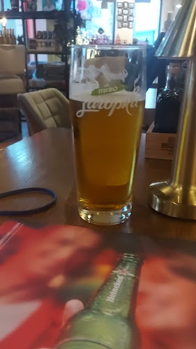 Дъ Бридж бар и динър