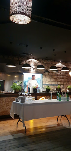 ресторант El Balcon del Mundo - Гастрономия и хотелиерство