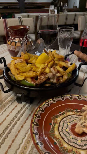 Opinii despre Механа и Къща за гости "Мацурев хан" în Банско - Гастрономия и хотелиерство