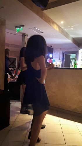 Старата къща - Гастрономия и хотелиерство