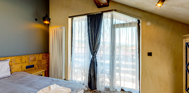 Мартини ресторант и бар - Гастрономия и хотелиерство